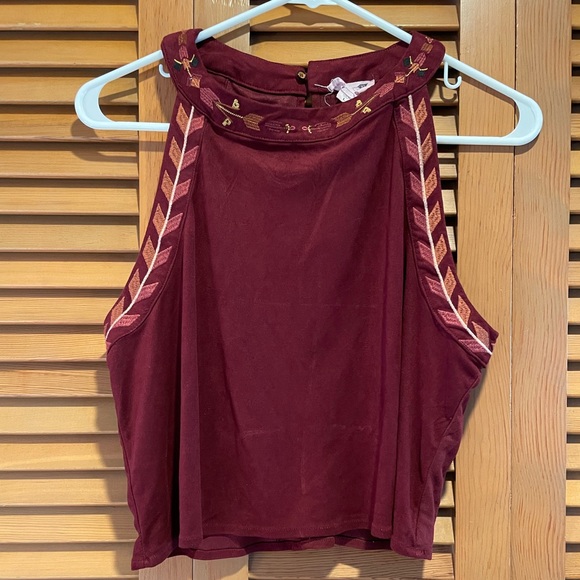LA Hearts, maroon embroidered crop top, L - Picture 1 of 5